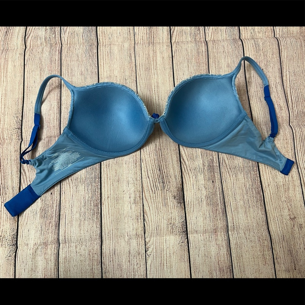 VICTORIA’S SECRET BODY by VICTORIA PUSH UP BRA 34DD - Picture 4 of 5